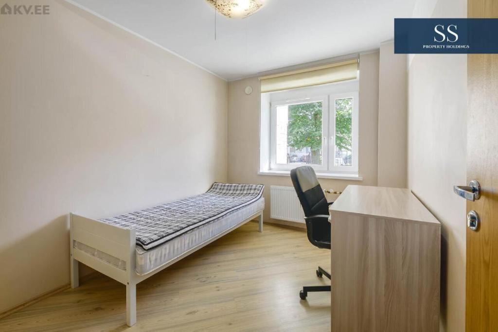 Bright Apartment Near Bus Statioon Tallin Exterior foto